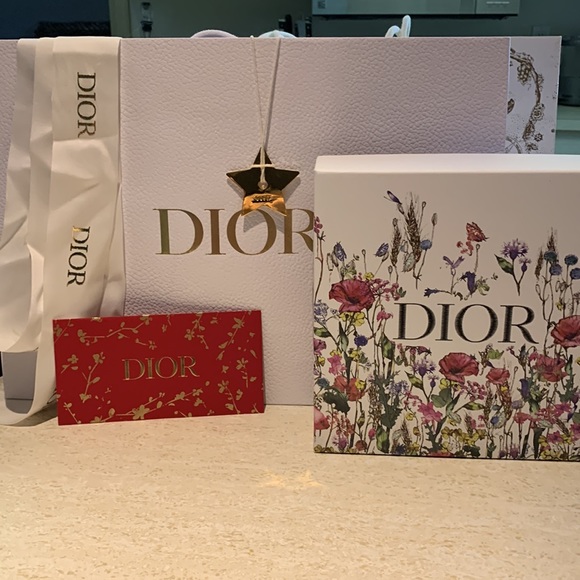 ❤️Authentic Dior Box, Authentic Dior Golden Star&dior bag - Picture 7 of 7